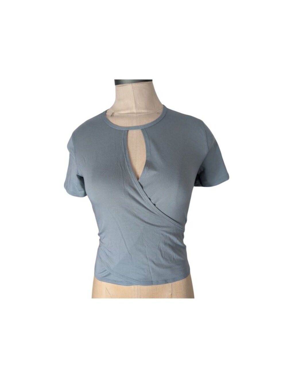 Lululemon Round trip short sleeve in a blue color women's size 4